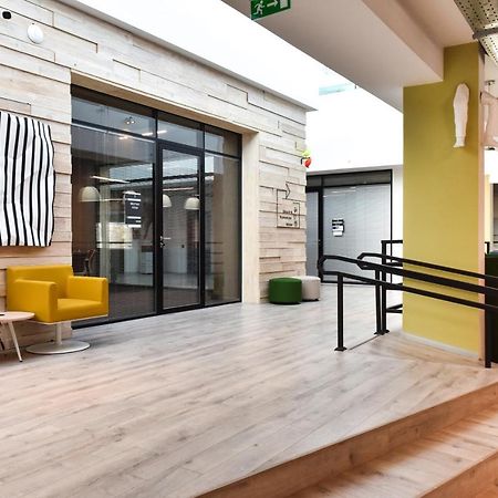 Hôtel Iq Coworking à Astana Extérieur photo